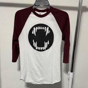 Fleo Baseball sleeve tee